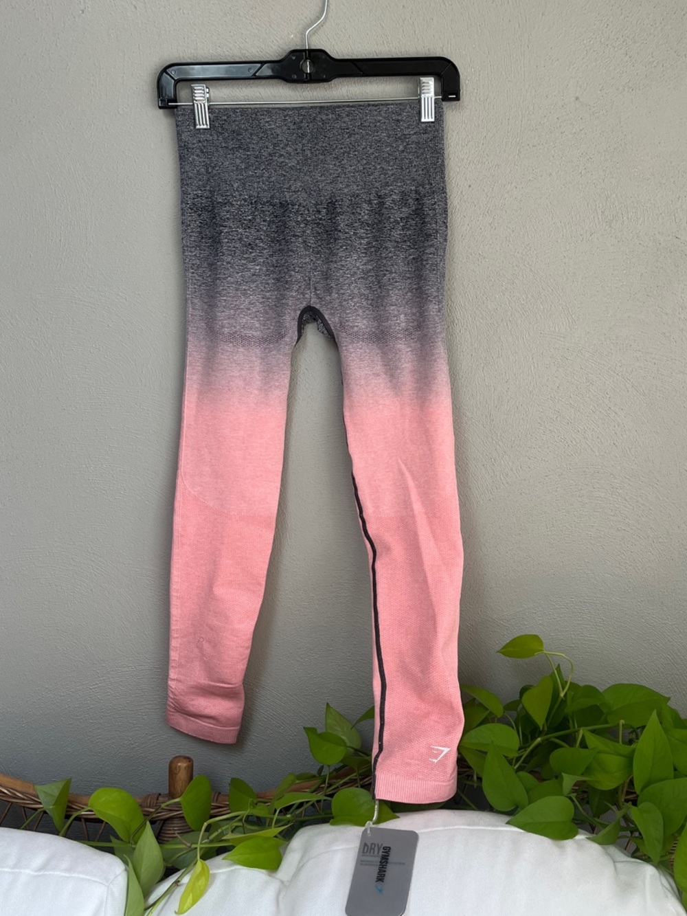 Gymshark Charcoal to Peach Pink Ombre Seamless Leggings. Bundle & Save!